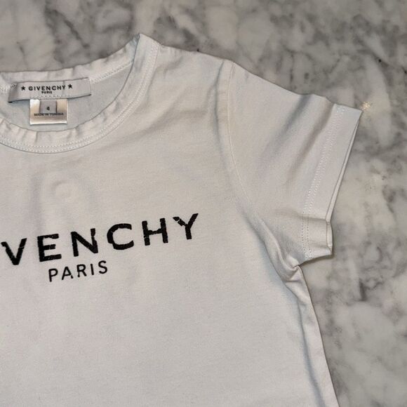 Givenchy Kids Tee in White with Black Logo 4Y - Picture 4 of 6